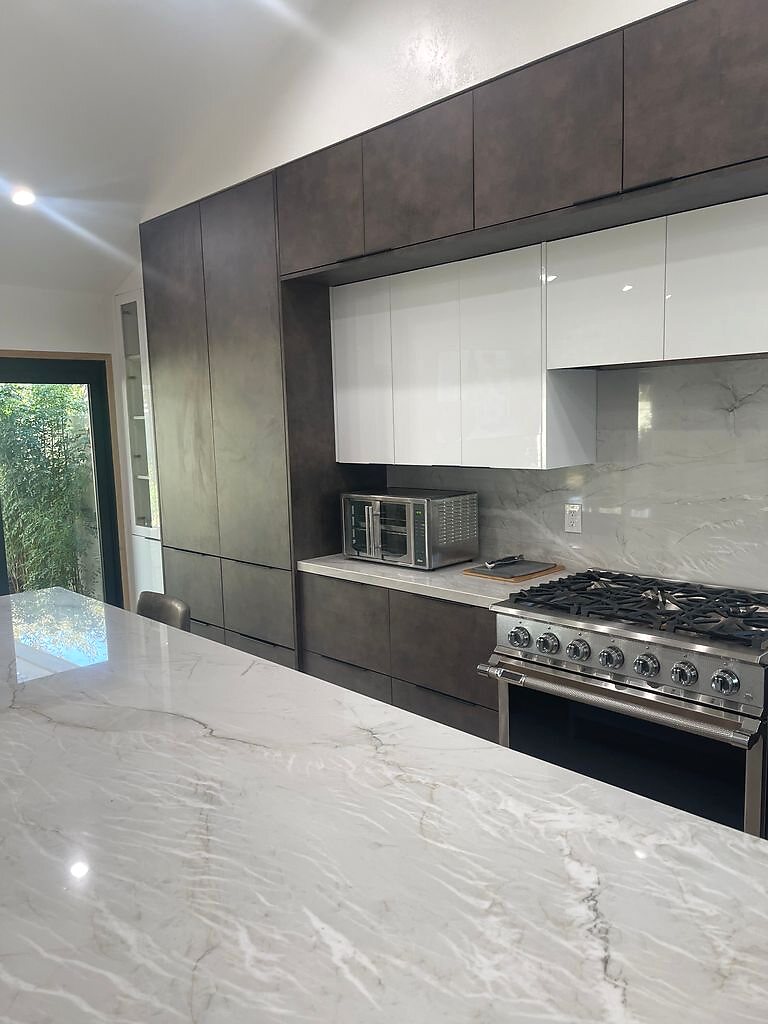 Sleek Modern Kitchen completed by TS Construction